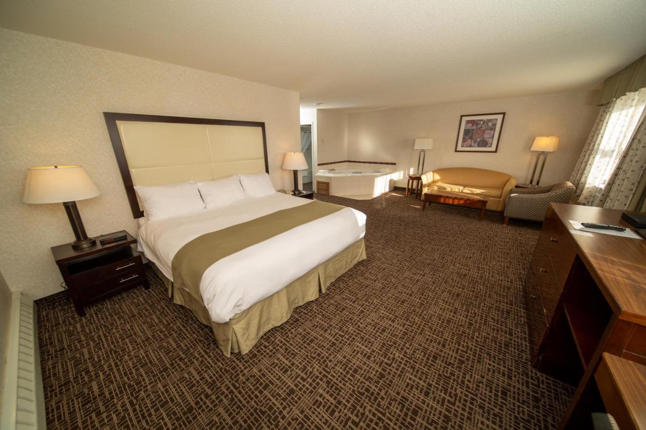 Coast Fort St John Hotel Fort St. John Экстерьер фото
