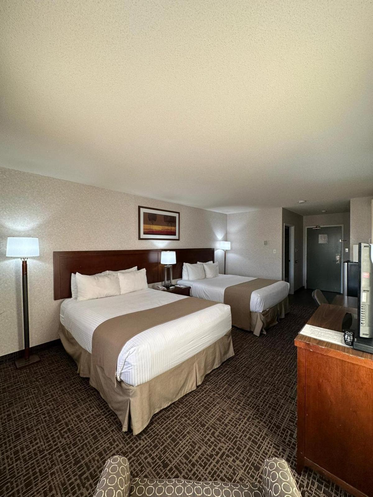 Coast Fort St John Hotel Fort St. John Экстерьер фото